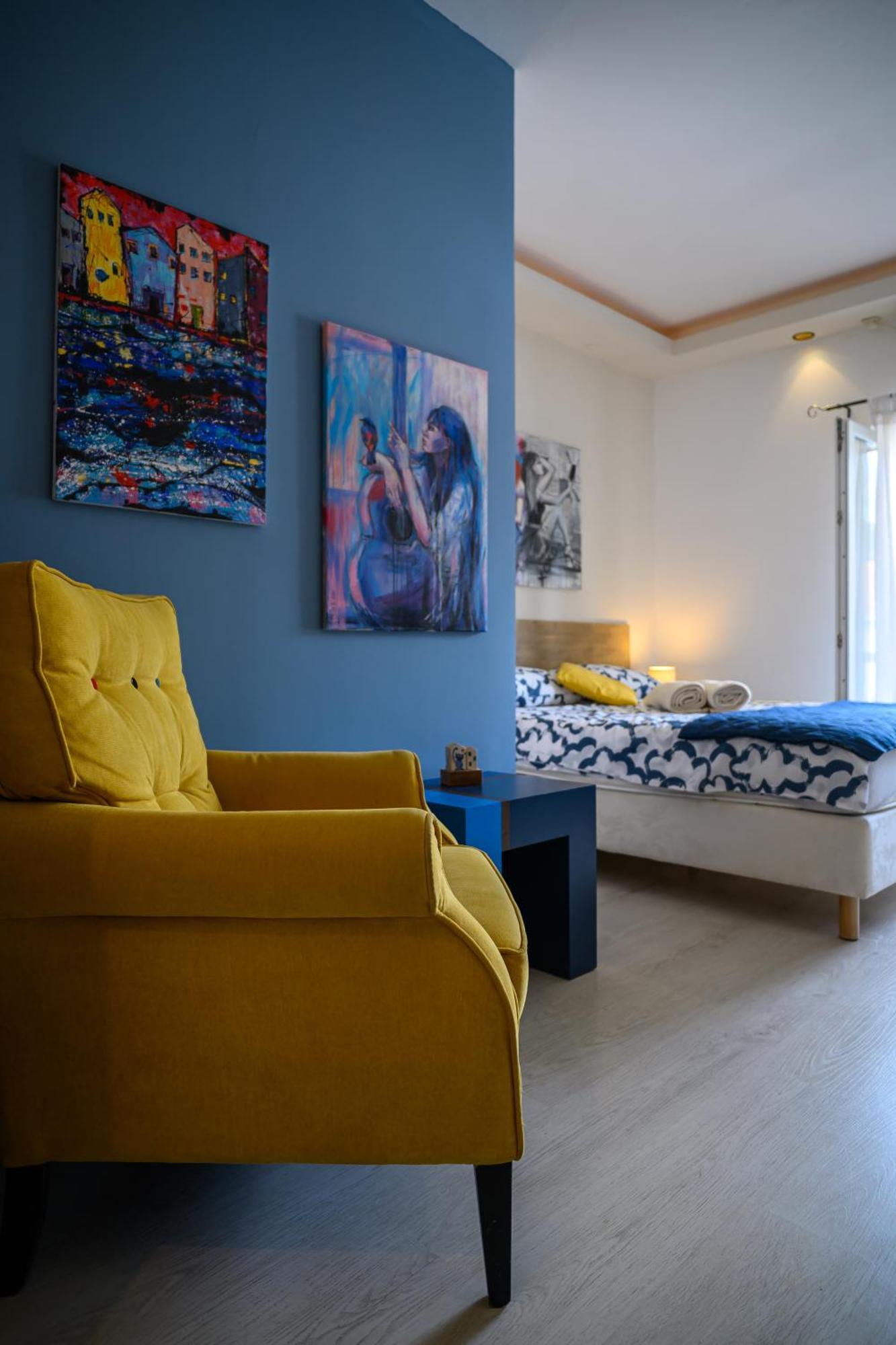 Blue Dream Apartment *