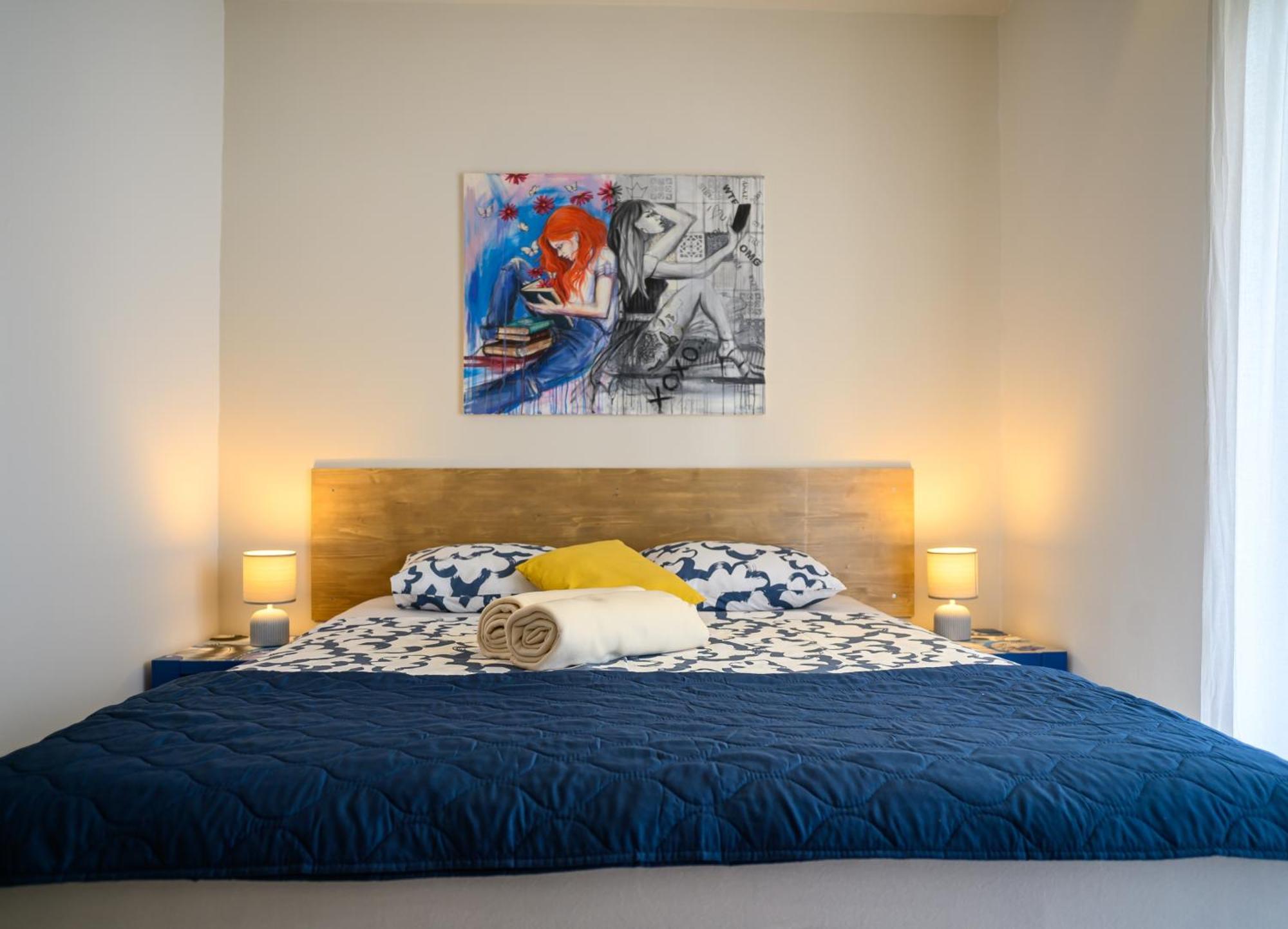 Apartment Blue Dream